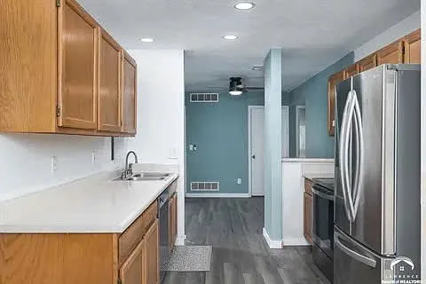 125 Sharon Dr — Photo 12