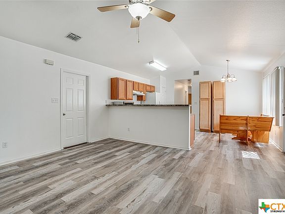 5th image of 246 Bushtail Dr