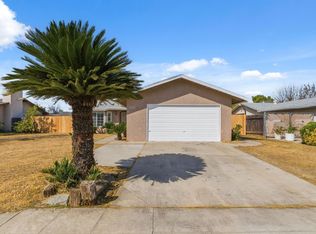 2916 Miami Ave, Clovis, CA 93611