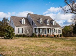 988 Woodlands Rd, Charlottesville, VA 22901