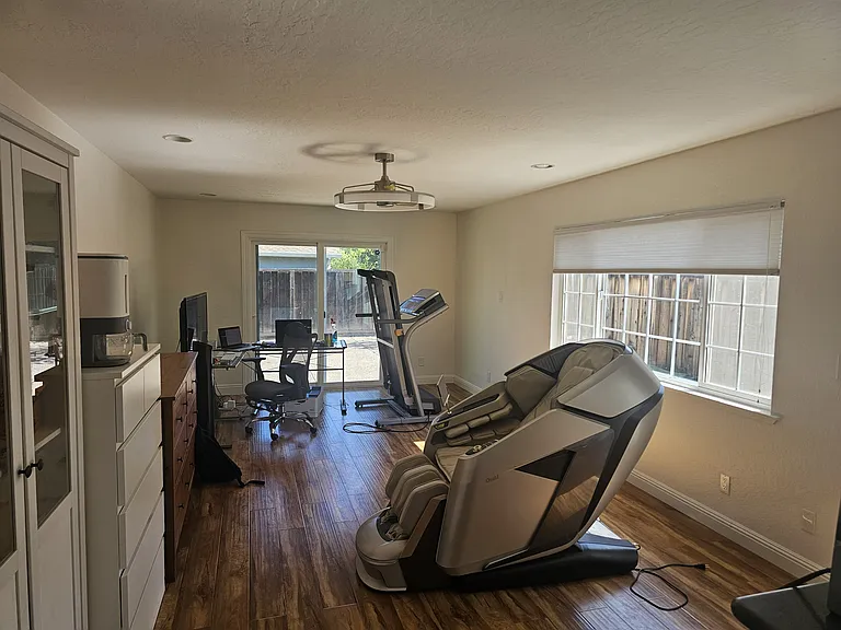 419 Curie Dr — Photo 8