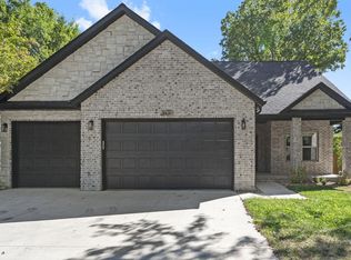 3436 S Kings Ave, Springfield, MO 65807