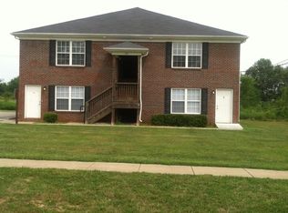 102 Braxton Ct APT B, Radcliff, KY 40160