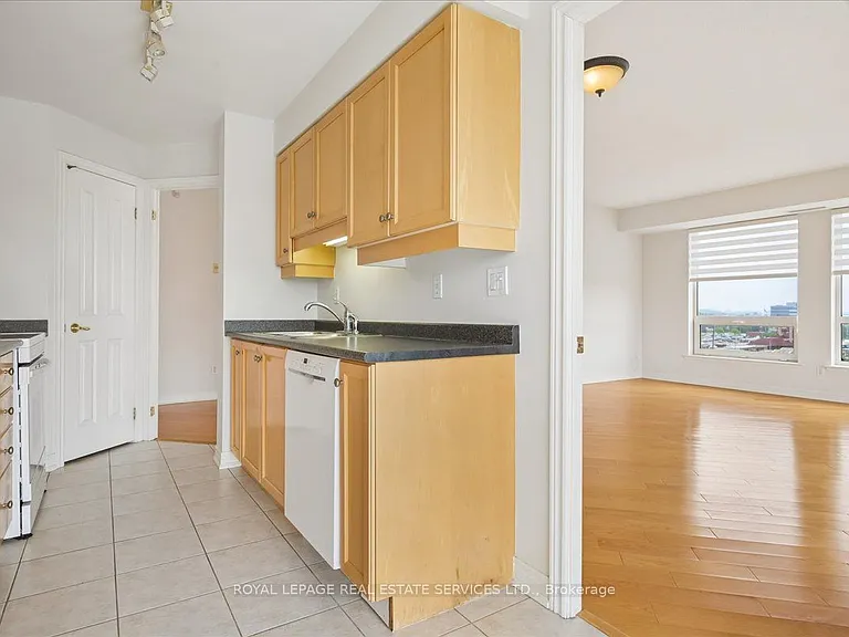 60 Old Mill Rd #602 — Photo 11