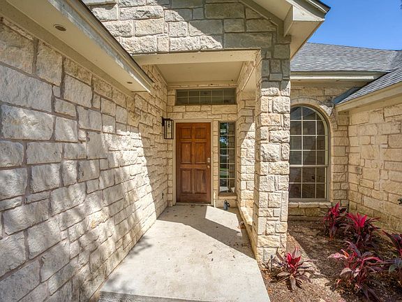 4th image of 1207 Sunset Drive