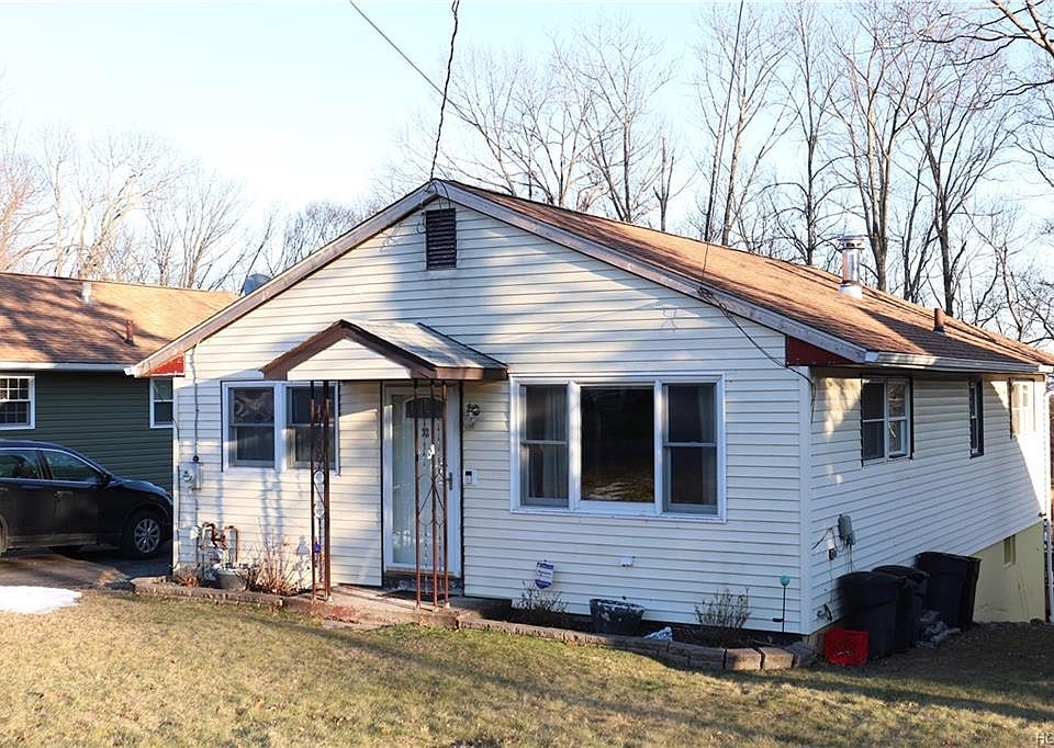 1st image of 32 Mountain Ave
