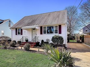 195 Bradford Ave, Hamilton, NJ 08610