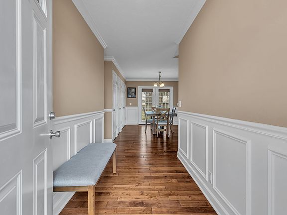 5th image of 115 Irish Oaks Dr