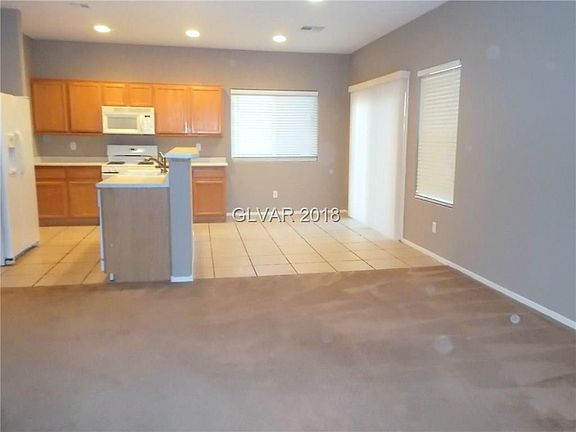 3rd image of 5818 Brimstone Dr