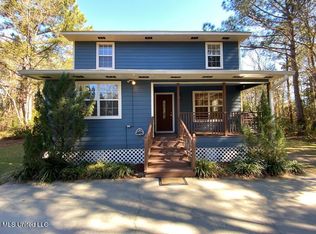 6504 Saint Martin Rd, Biloxi, MS 39532