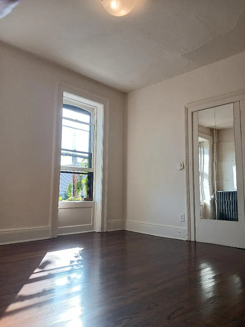 275 Elm St — Photo 2