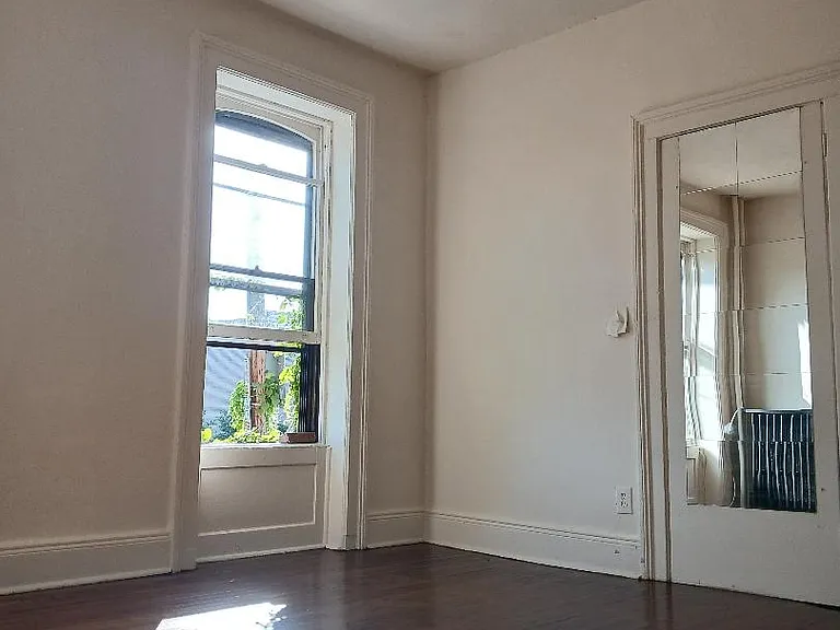 275 Elm St #2 — Photo 3