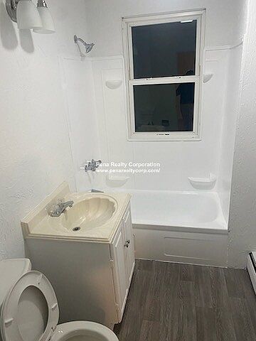 2nd image of 199 Howard St #2