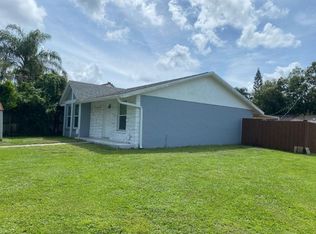 8207 Glenmoor Ct, Tampa, FL 33615