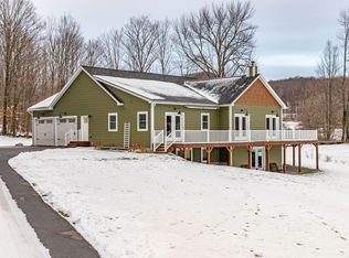 317 High Meadow Rd, East Fairfield, VT 05448