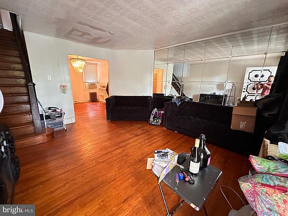 3rd image of 1957 Church Ln