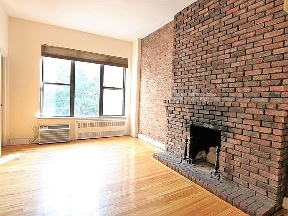2nd image of 157 W 76th St APT 2B