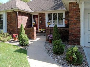 Brick w/Nice Landscaping