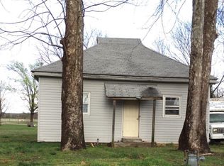 307 S Ohio St, Iola, KS 66749