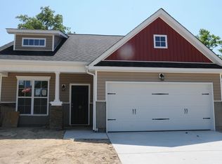 13 Pelican Ln, Lugoff, SC 29078