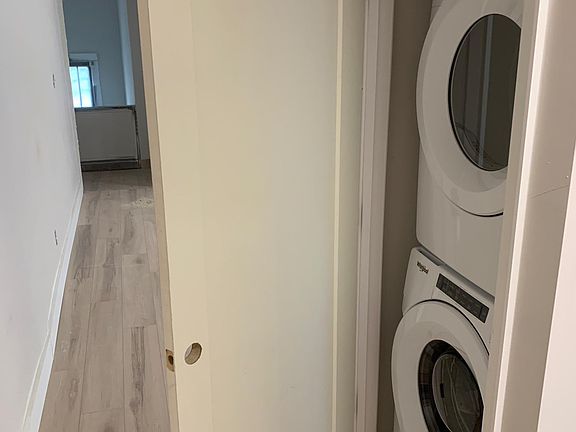 2nd image of 2045 Maury Ave #2L