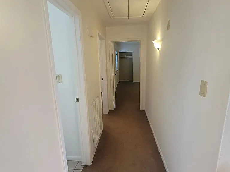 7523 Beaudelaire Cir — Photo 12
