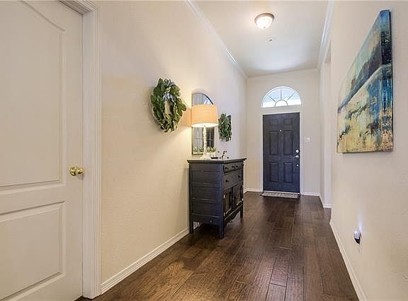5th image of 316 Cave River Dr