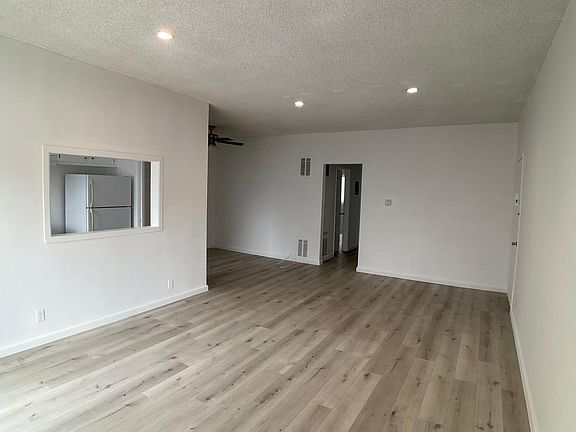 3rd image of 7627 Norton Ave APT 9