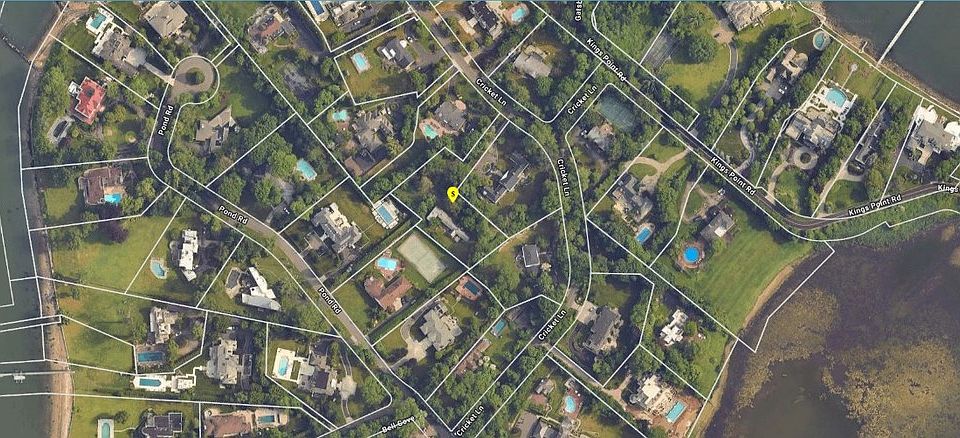 1st image of 10 Crickett Ln