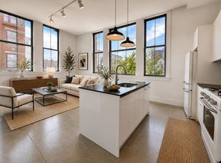 8 Erie St APT 203, Jersey City, NJ 07302