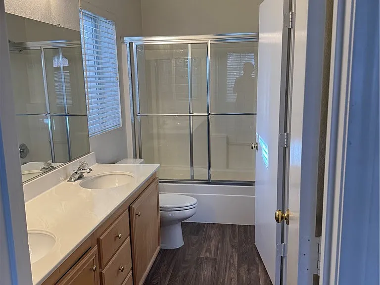 10066 Cambridge Blue Ave — Photo 11