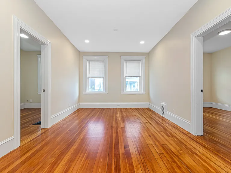 44 Brackett St #2D — Photo 19