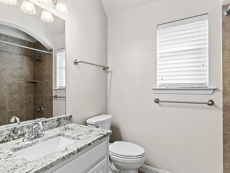 4542 Carraway Dr — Photo 44