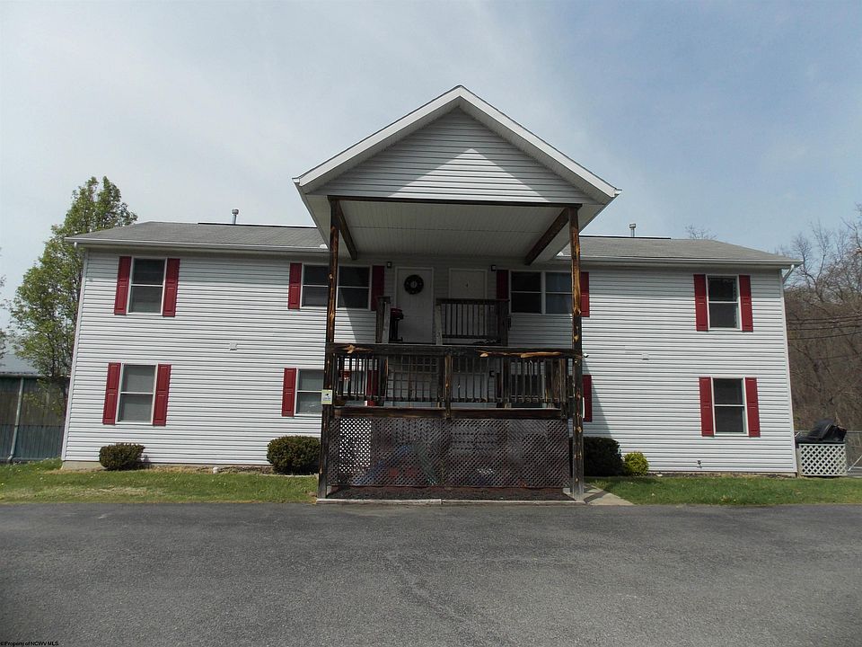 1st image of 685 E Brockway Ave