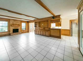 14927 Sun Harbor Dr, Houston, TX 77062