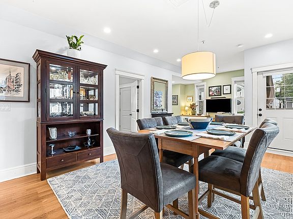 3rd image of 40 Highland Ave APT 2