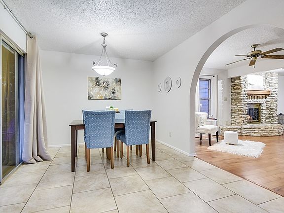 4th image of 3201 Catalina Dr