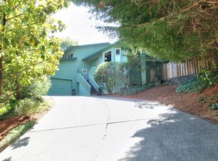 1932 SW Broadleaf Dr, Portland, OR 97219