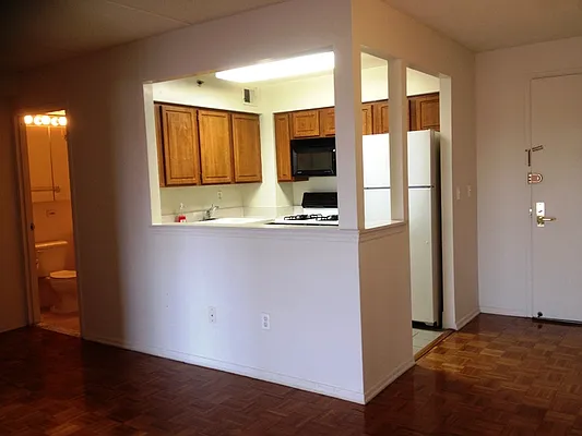 Rented by Prime Realty | media 21