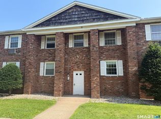 Colonial Manor, Newington, CT 06111