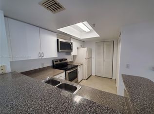 5011 Wiles Rd APT 107, Pompano Beach, FL 33073