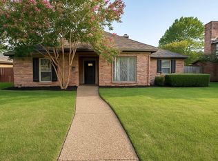 909 Country Ln, Allen, TX 75002
