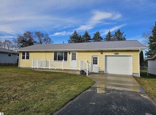 214 W Victoria St, Hale, MI 48739