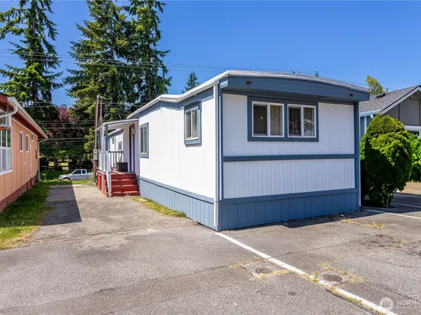 5920 200th Street SW #37, Lynnwood, WA 98036