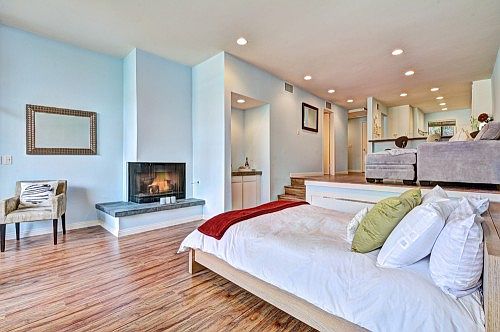 3rd image of 7139 Marina Pacifica Dr S