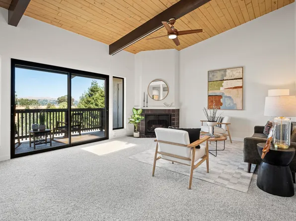 19100 Crest Ave APT 100, Castro Valley, CA 94546