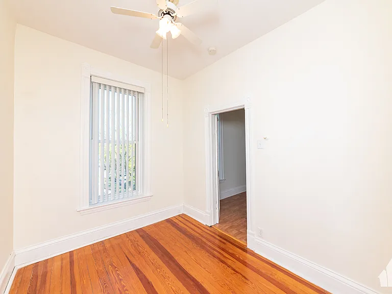 3300 N Racine Ave #3 — Photo 8
