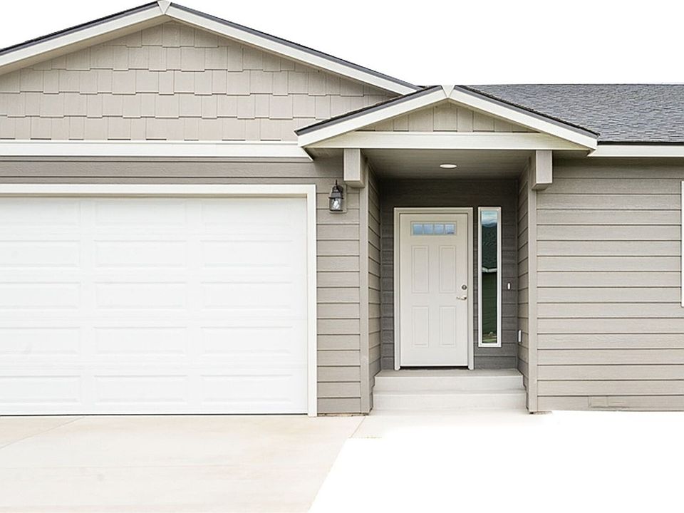 1st image of 2478 3rd Street SE