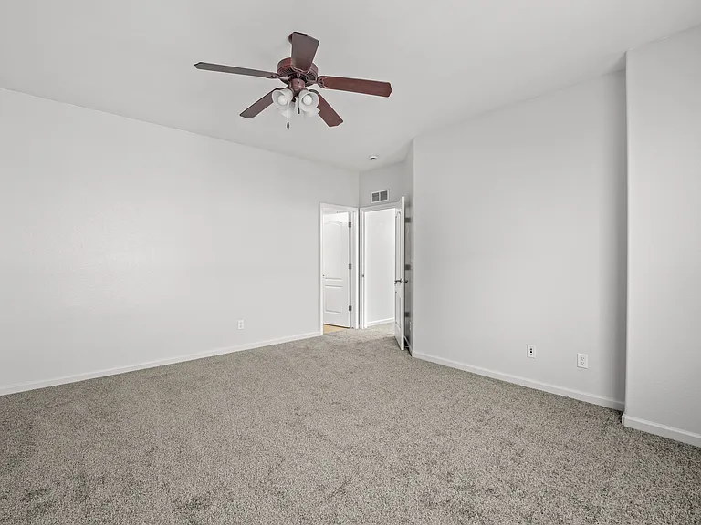 3665 Vermont Ln — Photo 13