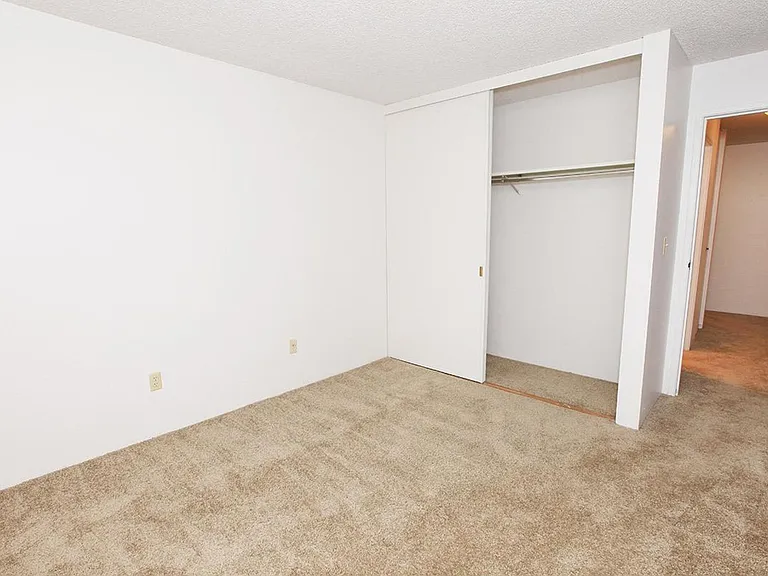 Summerhill Apartments — Photo 33